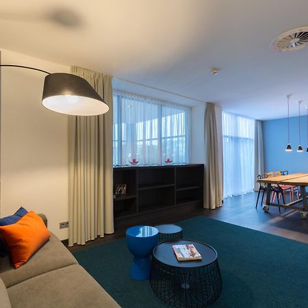 Postillion Hotel Дордрехт Экстерьер фото